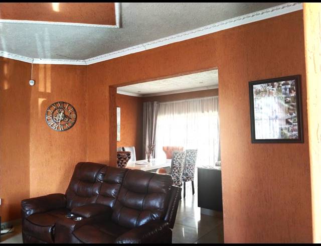 3 BEDROOM HOUSE FOR SALE IN KOOKRUS